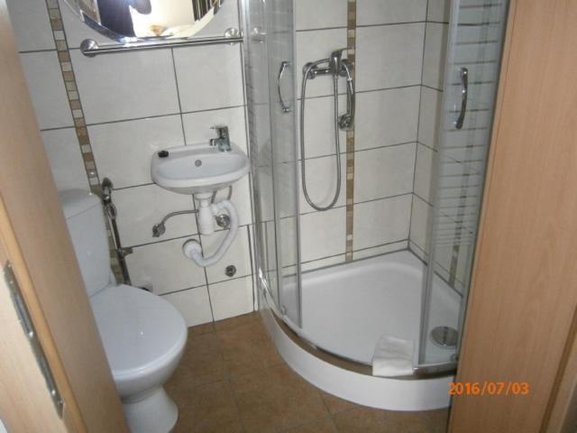 Pokoje Goscinne Dw Antom Dzwirzyno Luaran gambar